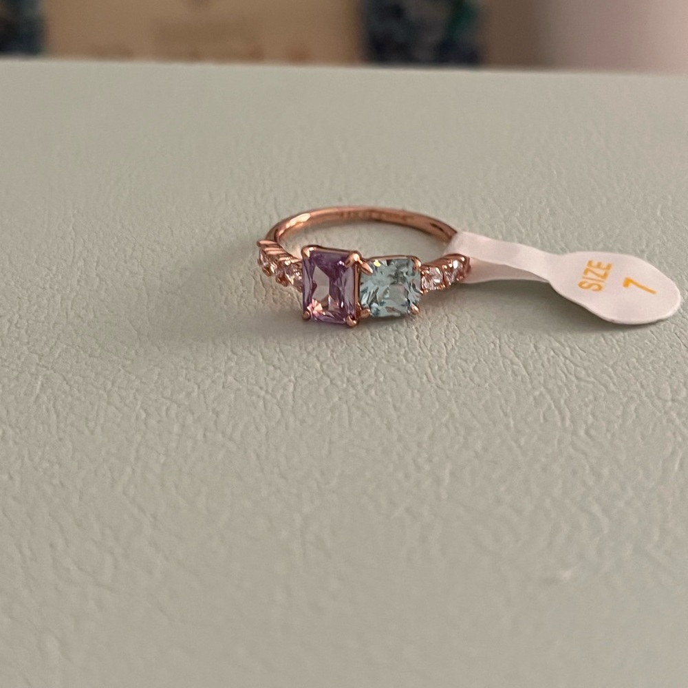 Bomb Party Size 7 Ring never worn